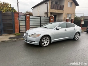 Vînd sau schimb jaguar xf