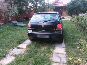 Volkswagen Polo, an 2009, 1,4 benzina, aer cond, geamuri si oglinzi electrice, model UNITED - imagine 2