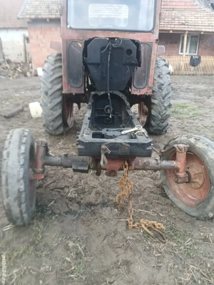 vând tractor u650 fără motor