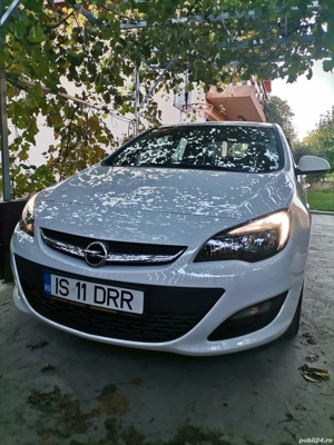 Opel Astra j Sedan