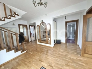 Casa individuala de inchiriat garaj pivnita curte generoasa Strand II - imagine 5