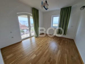 Casa individuala de inchiriat garaj pivnita curte generoasa Strand II - imagine 6