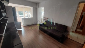 Garsoniera bloc de apartamente Centrul Civic Toamnei