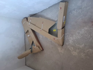 Vand aripi  golf 4 fata sunt noi 