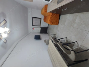 Inchiriez garsoniera