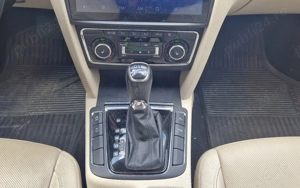 Skoda Superb berlina 2013 200 CP - imagine 7