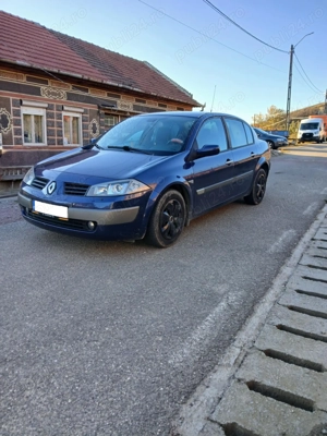 Renault Megane 2, Berlina, An: 2005, 1.5 Dci diesel - E4 86 CP - imagine 3 Renault Megane 2, Berlina, An: 2005, 1.5 Dci diesel - E4 86 CP - imagine 3