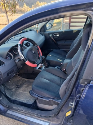 Renault Megane 2, Berlina, An: 2005, 1.5 Dci diesel - E4 86 CP - imagine 5 Renault Megane 2, Berlina, An: 2005, 1.5 Dci diesel - E4 86 CP - imagine 5