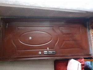 De vanzare usa metalica