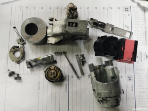 Reparatii contacte auto blocate. Deblocari contacte auto Iasi.Contact auto blocat.Butuc auto blocat.