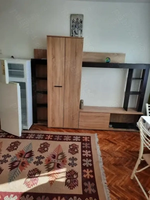 Apartament cu 2 camere, zona Cuza Voda - imagine 2 Apartament cu 2 camere, zona Cuza Voda - imagine 2