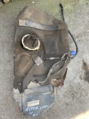 Opel Astra H Rezervor combustibil