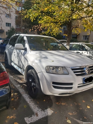 Volkswagen Touareg - imagine 3 Volkswagen Touareg - imagine 3