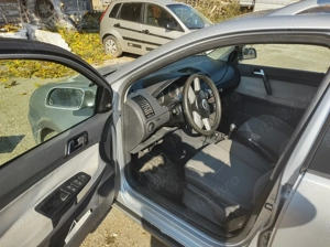 Volkswagen Polo Cross 1,4 tdi 75cp - imagine 5 Volkswagen Polo Cross 1,4 tdi 75cp - imagine 5