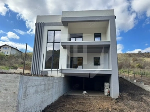 Casa Individuala finalizata, 2 garaje. zona Roata Faget - imagine 3