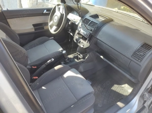 Volkswagen Polo Cross 1,4 tdi 75cp - imagine 10 Volkswagen Polo Cross 1,4 tdi 75cp - imagine 10