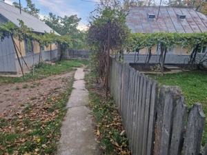 Casa Padureni Bt strada principala - imagine 2