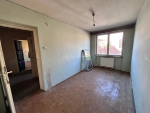 Resita, 3 Cam,cf.1 Semidec.et.1,Central - imagine 3