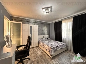 Vila moderna + casa renovata cu 2 apartamente si teren generos  -  Palazu Mare , Constanta - imagine 4