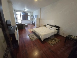 Garsoniera Cartierul Latin