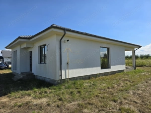 Martinesti, Casa individuala pe parter, 3 Dormitoare, 2 Bai - imagine 2