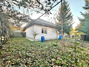 De Vanzare , TEREN in suprafata de 1900 mp , cu CASA BATRANEASCA  - imagine 5 De Vanzare , TEREN in suprafata de 1900 mp , cu CASA BATRANEASCA  - imagine 5