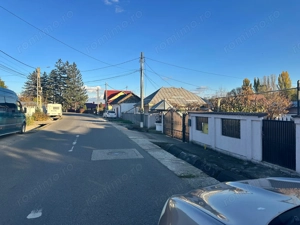 De Vanzare , TEREN in suprafata de 1900 mp , cu CASA BATRANEASCA  - imagine 2 De Vanzare , TEREN in suprafata de 1900 mp , cu CASA BATRANEASCA  - imagine 2
