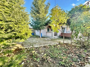 De Vanzare , TEREN in suprafata de 1900 mp , cu CASA BATRANEASCA  - imagine 10 De Vanzare , TEREN in suprafata de 1900 mp , cu CASA BATRANEASCA  - imagine 10