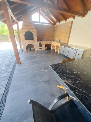 360 IMOBILIARE pune în vânzare o vilă superbă în Giarmata - imagine 9