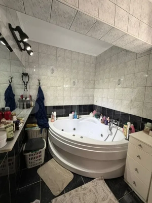 Apartament 4 camere, etaj intermediar, cartier Burdujeni - imagine 12 Apartament 4 camere, etaj intermediar, cartier Burdujeni - imagine 12