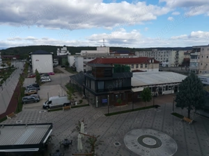 Vand apartamebt 4 camere centru Rovinar decomandat i  - imagine 5