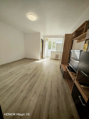 Metrou Aparatorii Patriei Garsoniera renovata Str Emil Racovita