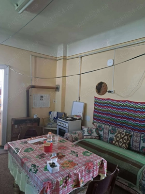 Casa de vanzare cu 2 camere , langa Liceul Economic , 110.000 euro neg - imagine 8
