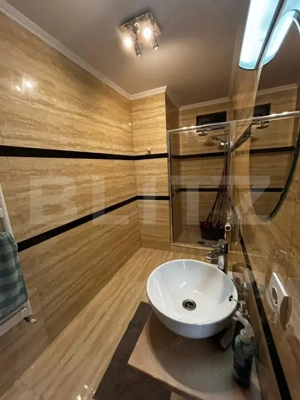 Casa cu piscina, 5 dormitoare, sistem smart home - imagine 12