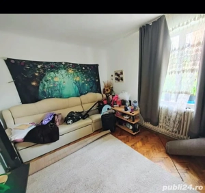 Vand apartament cu 2 camere, Hunedoara, decomandat, zona OM, 45000 euro neg - imagine 2