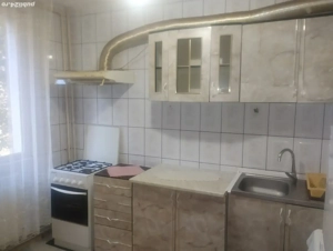 Proprietar ofer spre închiriere ap 2 camere decomandate zona Narcisa et 2 mobilat  și utilat complet - imagine 5 Proprietar ofer spre închiriere ap 2 camere decomandate zona Narcisa et 2 mobilat  și utilat complet - imagine 5