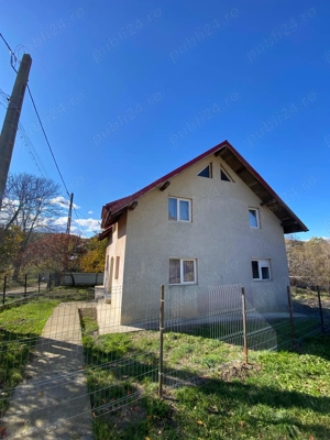 Casa de vânzare cu teren 400mp - Adâncata, Suceava  - imagine 2