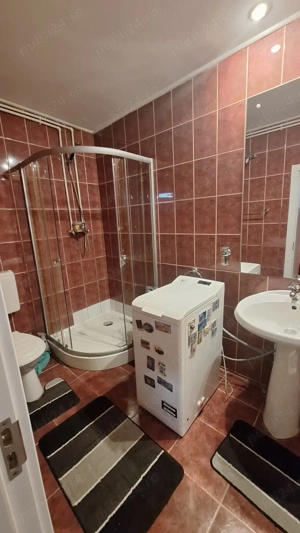 Garsoniera de inchiriat la curte zona Capitol - imagine 4