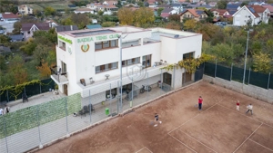 Baza de tenis si constructie moderna - imagine 19