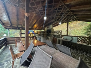 Casa cu posibilitate transformare in pensiune si teren de vanzare Piatra Neamt  - imagine 7