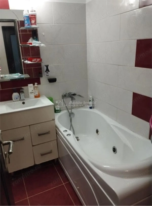 Apartament 2 camere - zona Tractorul - imagine 6