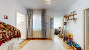 VIla Spatioasa 9 Camere si teren 260 mp - Strada Escalei! - imagine 17