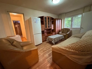 Apartament 3 camere semidecomandat, etaj intermediar - imagine 7