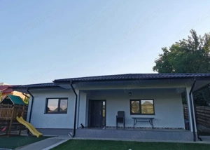 Casa parter, 4 camere, 2 bai, mobilata cu 450 mp teren  in zona Valea Lupului