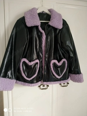 Geaca de iarna boxy ,imitatie piele lacuita,marimea 44-xl