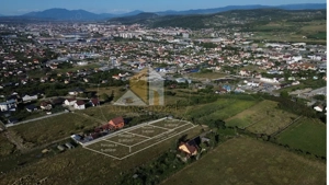  Terenuri de vânzare – investiție sigură într-o zonă în dezvoltare - imagine 3