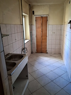 Garsoniera Racadau intrare. - imagine 4