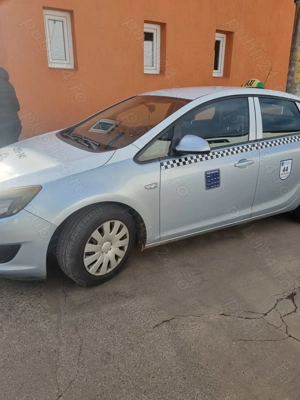 Vând Opel Astra J 2016 1.6 benzina+gaz - imagine 3 Vând Opel Astra J 2016 1.6 benzina+gaz - imagine 3