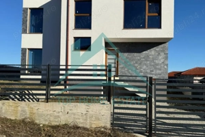 OPORTUNITATE! De vanzare casa individuala in Dezmir! - imagine 2