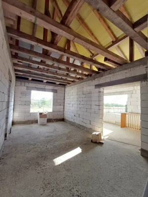 Exclusivitate!!! Doua proprietati, teren 3289 mp, Gligoresti, langa Luna - imagine 3